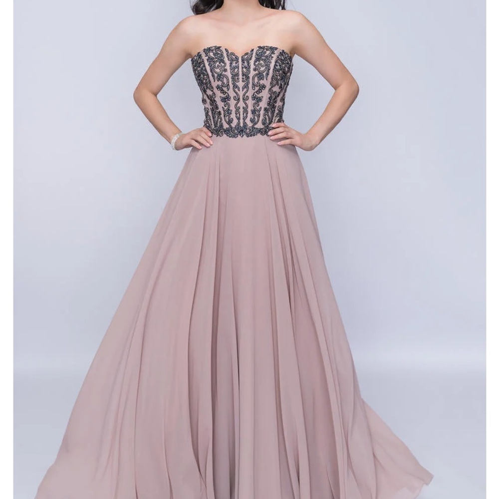 Black and beige bustier prom dress